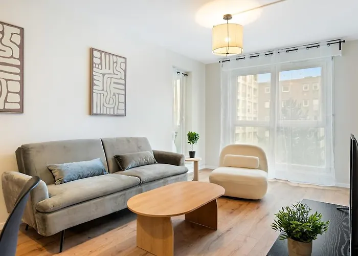 Grand 4 Avec Cinema Dans Centre Руан