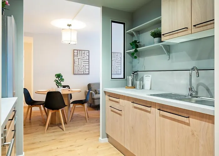 Grand 4 Avec Cinema Dans Centre * Руан