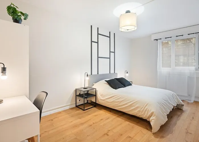 Grand 4 Avec Cinema Dans Centre * Руан