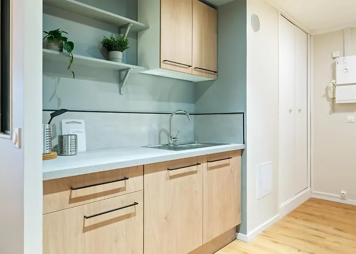 Grand 4 Avec Cinema Dans Centre * Руан