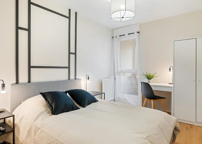 Grand 4 Avec Cinema Dans Centre Руан