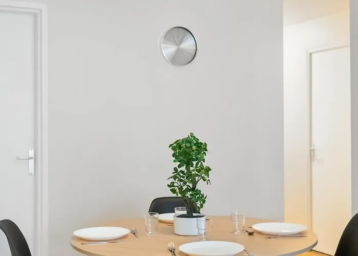 Grand 4 Avec Cinema Dans Centre 아파트 *